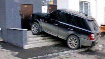 Автомобили в нашем дворе